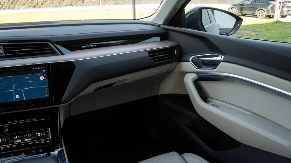 AUDI Q8 / E-Tron Q8 e-tron 55 114kWh Quattro Advanced