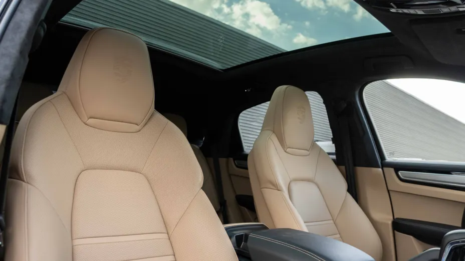 PORSCHE Cayenne Cayenne Coupe Turbo