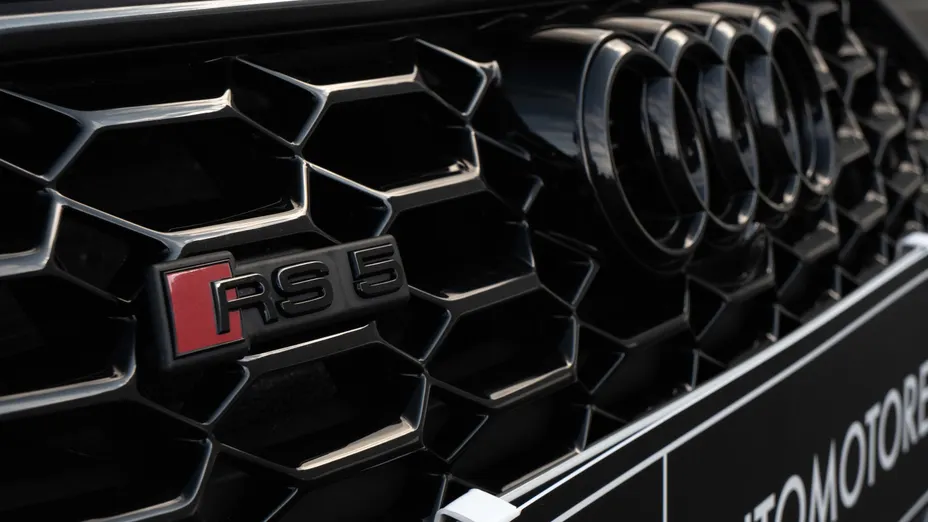 AUDI A5 RS5 Quattro Tiptronic