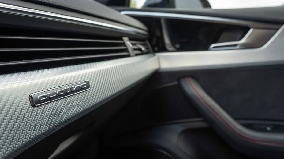 AUDI A5 RS5 Quattro Tiptronic