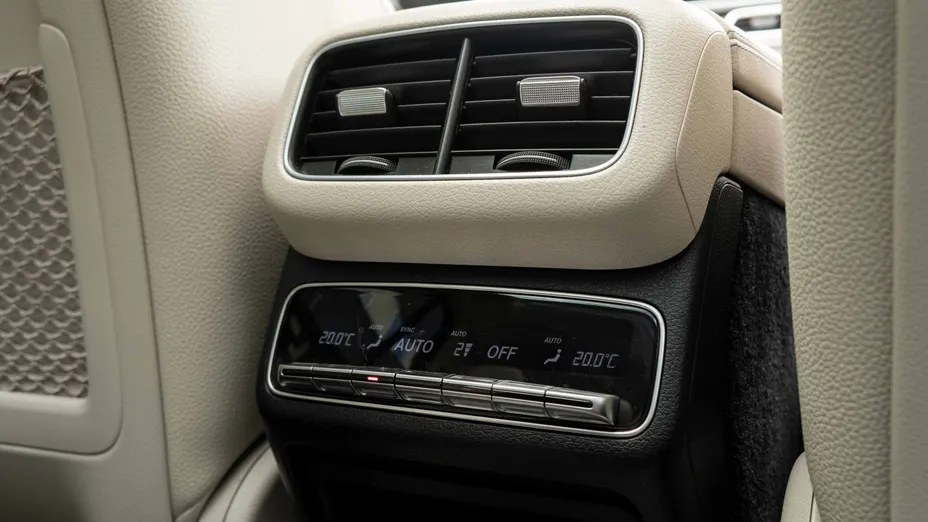 MERCEDES-BENZ GL GLS 400 d 4-Matic