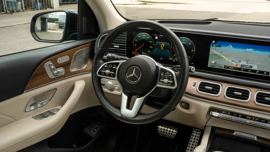 MERCEDES-BENZ GL GLS 400 d 4-Matic