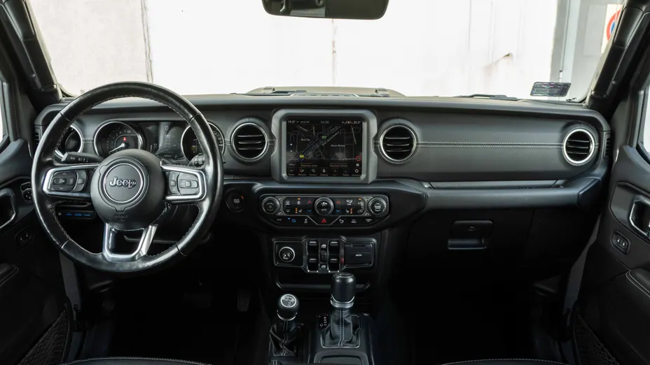 JEEP Wrangler Wrangler Unlimited 2.0 Turbo PHEV 4xe Sahara aut