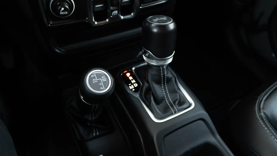 JEEP Wrangler Wrangler Unlimited 2.0 Turbo PHEV 4xe Sahara aut