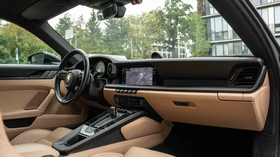 PORSCHE 911 911 Carrera GTS