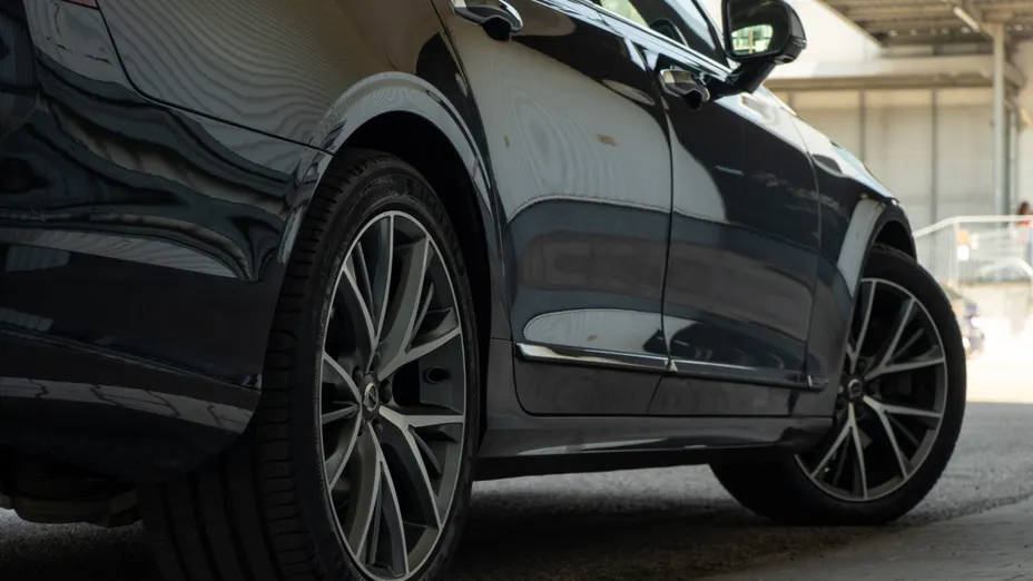 VOLVO V90 V90 T8 AWD Plug-In Hybrid Inscription aut