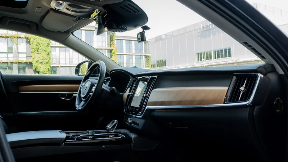 VOLVO V90 V90 T8 AWD Plug-In Hybrid Inscription aut