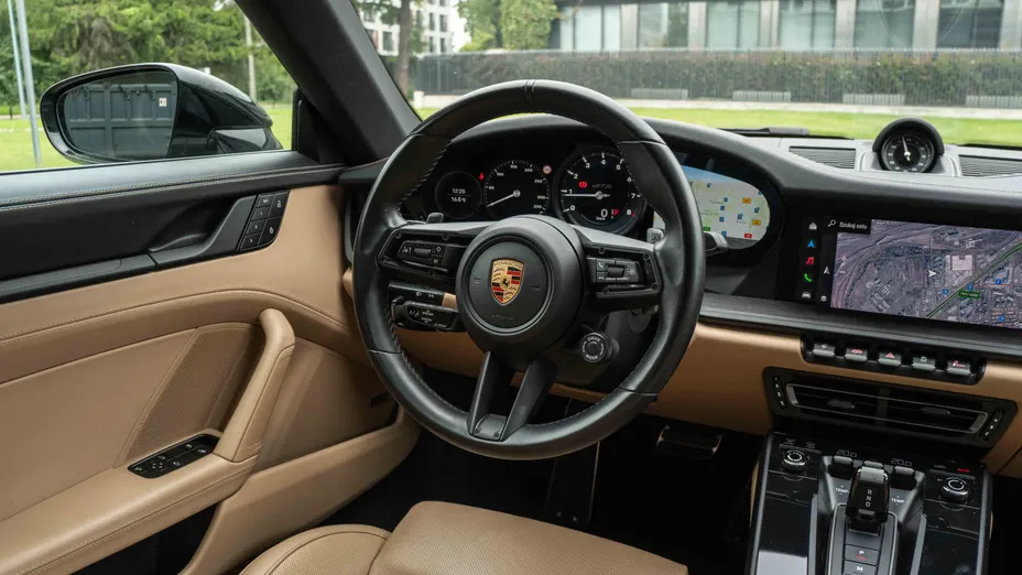 PORSCHE 911 911 Carrera GTS