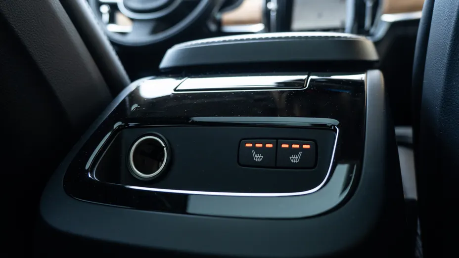 VOLVO V90 V90 T8 AWD Plug-In Hybrid Inscription aut