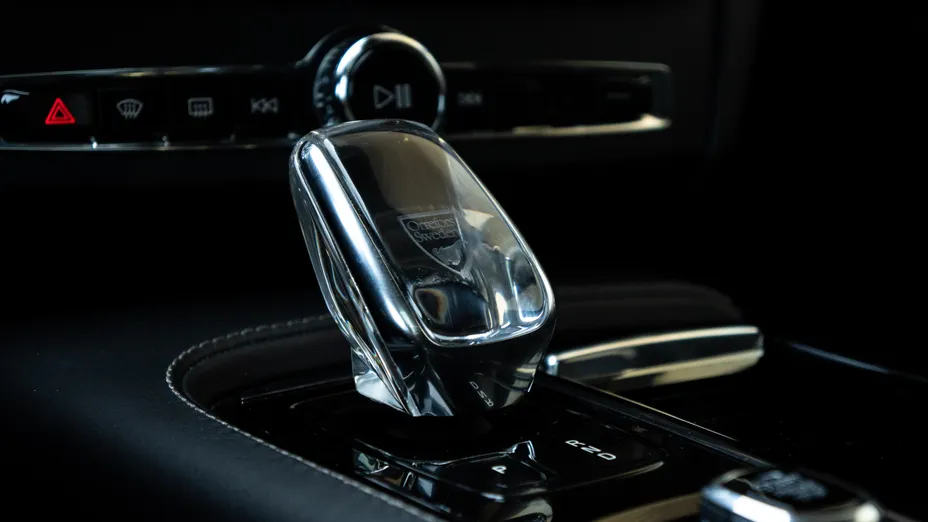 VOLVO V90 V90 T8 AWD Plug-In Hybrid Inscription aut
