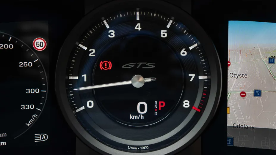PORSCHE 911 911 Carrera GTS