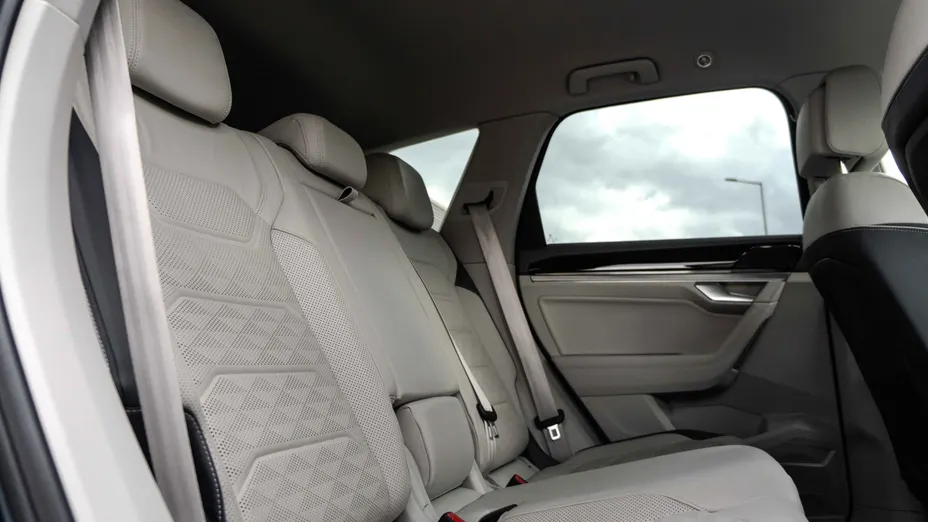 VOLKSWAGEN Touareg Touareg 4.0 V8 TDI SCR 4Mot. R-Line