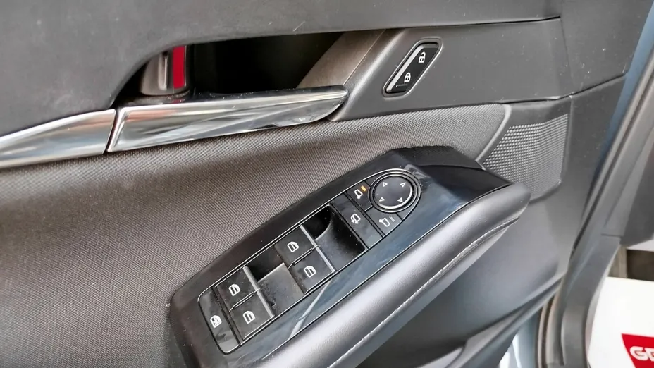 MAZDA CX-30 CX-30 2.0 mHEV Kanjo 2WD aut