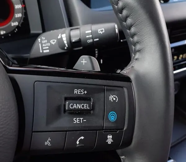 NISSAN Qashqai Qashqai 1.3 DIG-T mHEV N-Connecta Xtronic