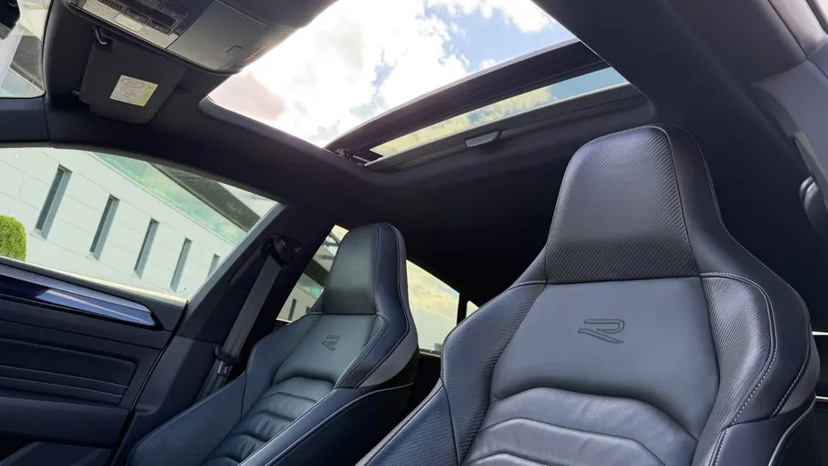 VOLKSWAGEN Arteon -