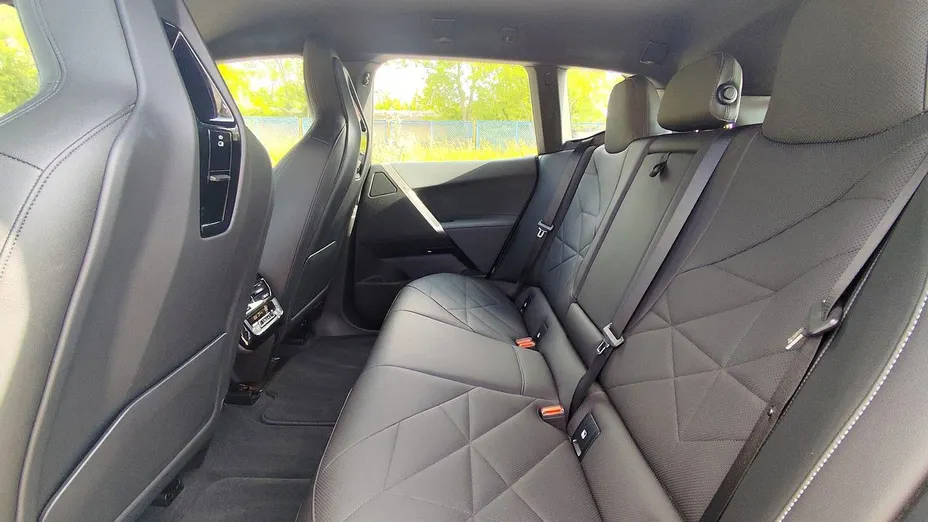 BMW iX iX xDrive50 111.5kWh Signature