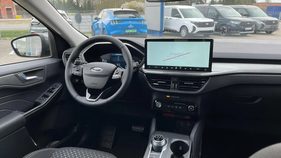 FORD Kuga Kuga 1.5 EcoBoost FWD Titanium aut Nowy