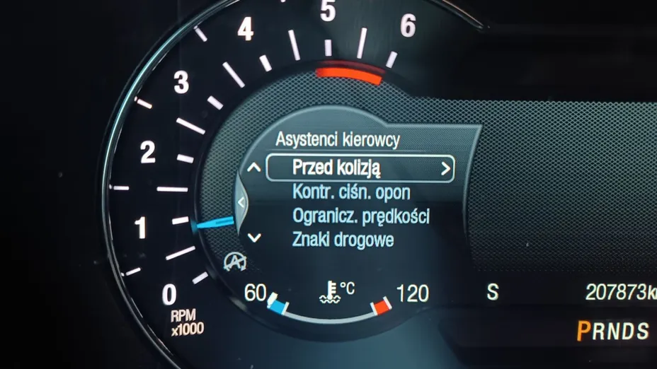 FORD Mondeo -
