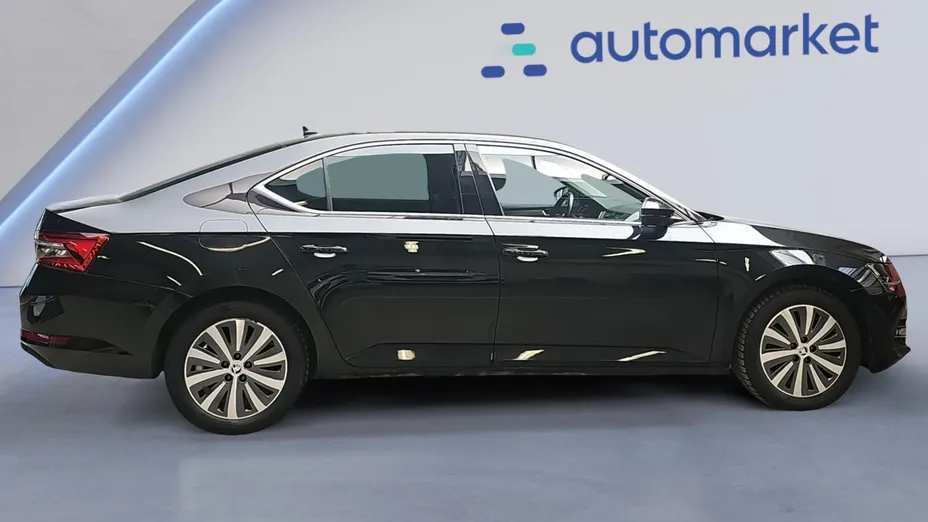 SKODA Superb Superb 2.0 TDI SCR Style DSG