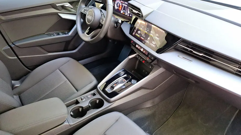 AUDI A3 Sportback -