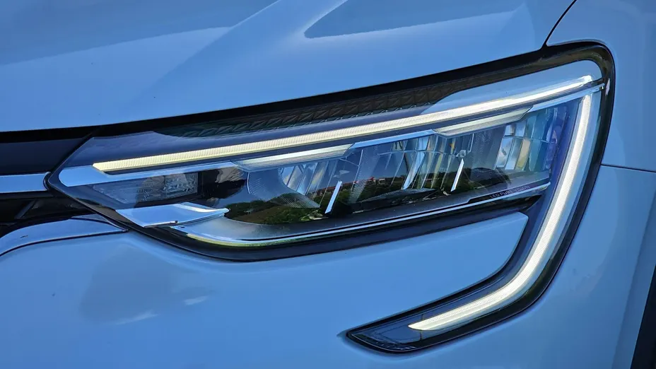 RENAULT Arkana Arkana 1.6 E-TECH Intens MMT