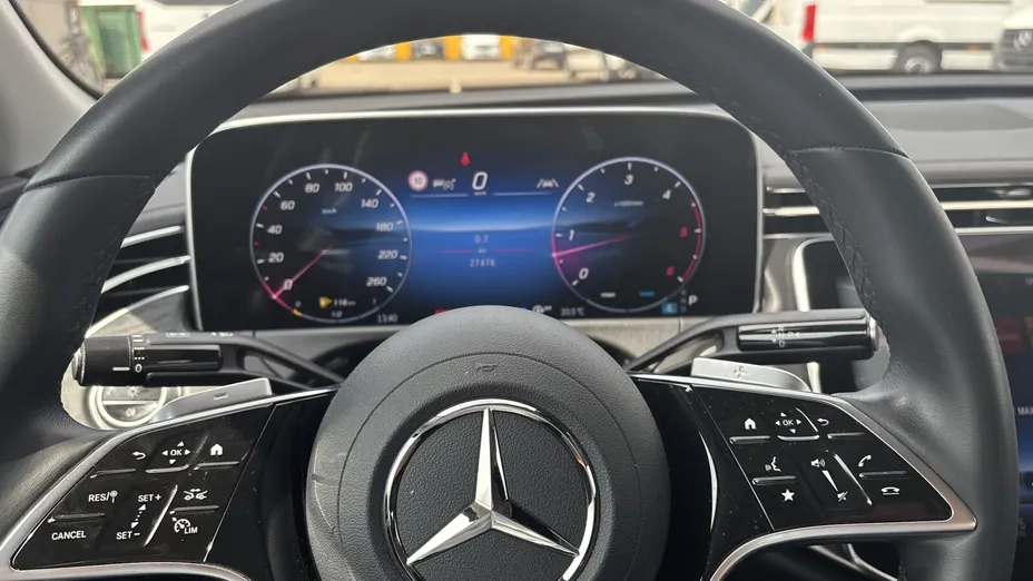 MERCEDES-BENZ E Klasa E 200 d mHEV Avantgarde 9G-Tronic