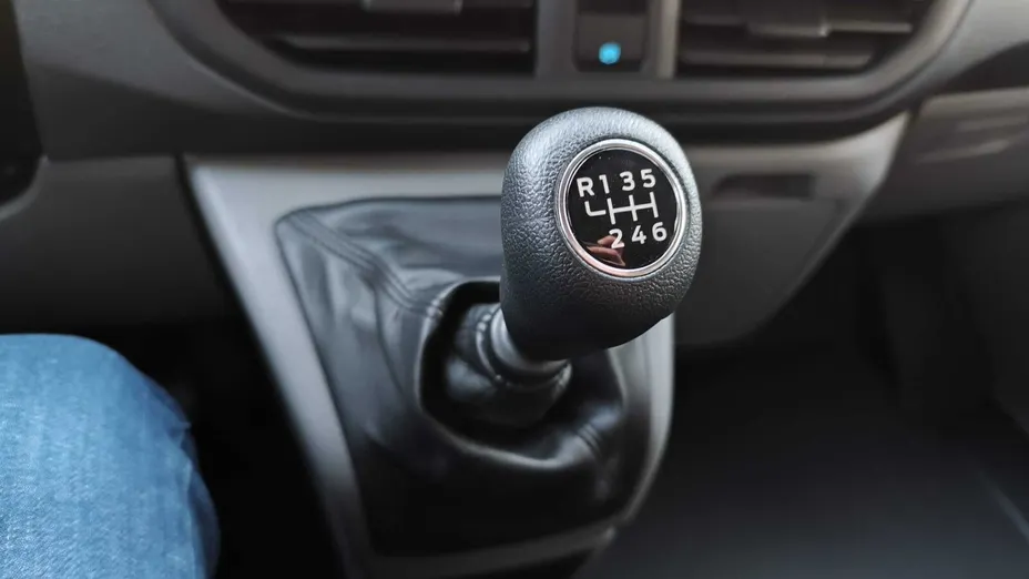 FORD Transit Custom Transit Custom 2.0 EcoBlue 320 L2H1 Trend (bryg.) Nowy