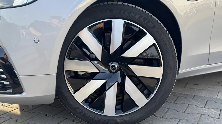 VOLVO V90 V90 T6 AWD Plug-In Hybrid Plus Dark aut