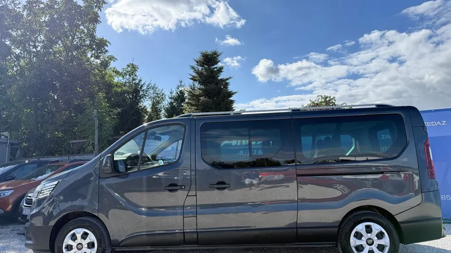 RENAULT Trafic -
