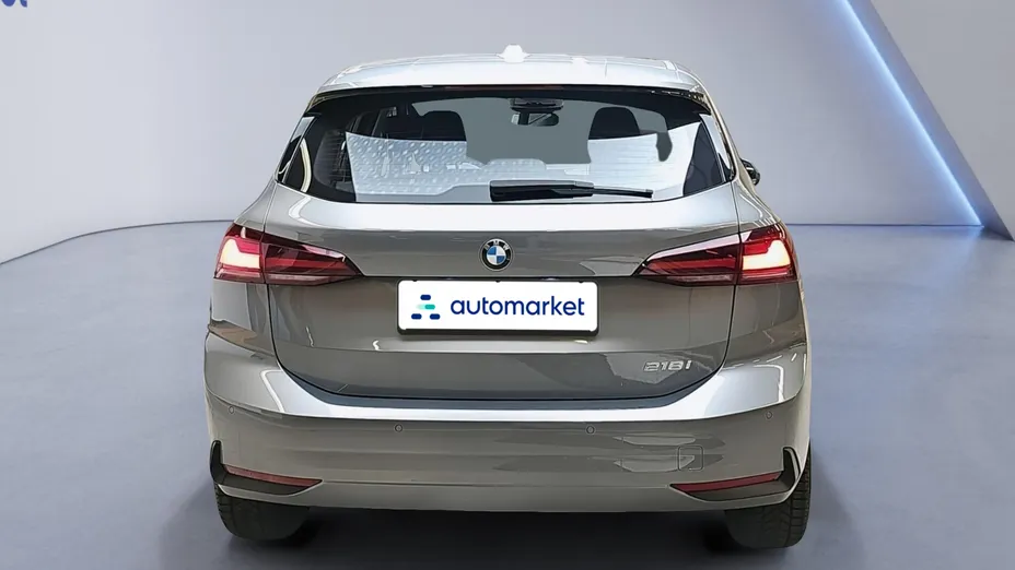 BMW Seria 2 218i aut