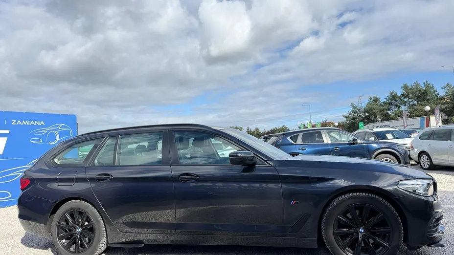 BMW Seria 5 520d aut