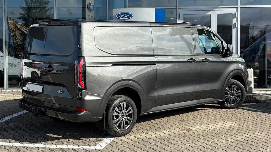 FORD Transit Custom Transit Custom 2.0 EcoBlue 320 L2H1 Limited