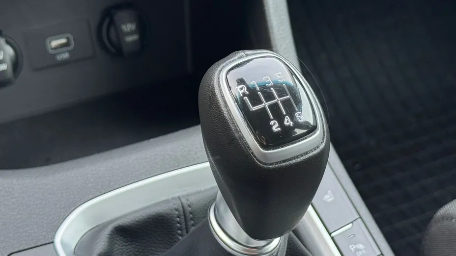 HYUNDAI i30 i30 1.5 T-GDI 48V Smart