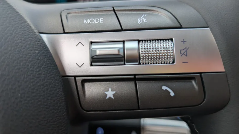 HYUNDAI Kona Kona 1.6 GDI Hybrid Smart DCT Nowy