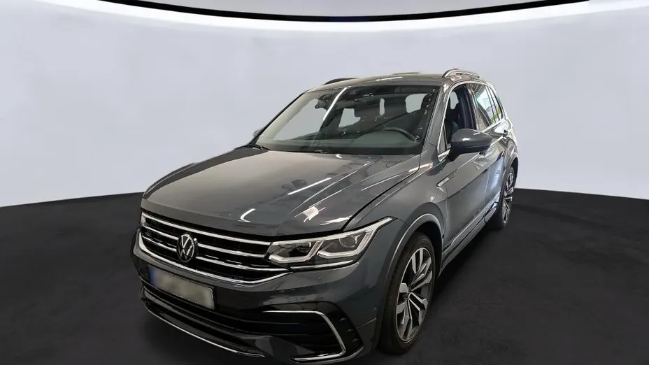 VOLKSWAGEN Tiguan -