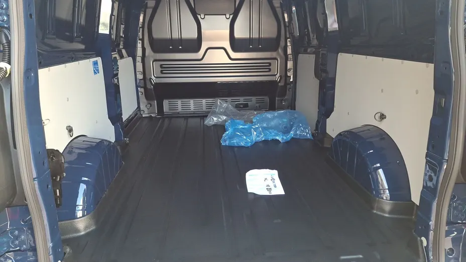 VOLKSWAGEN Transporter Transporter TDI L2H1