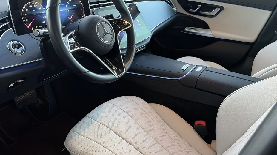MERCEDES-BENZ E Klasa E 220 d mHEV 4-Matic Avantgarde 9G-Tronic