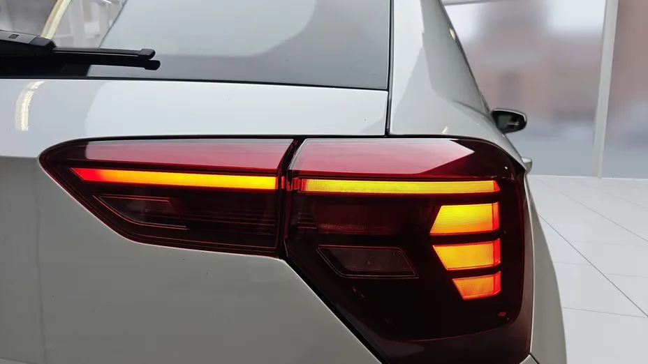 VOLKSWAGEN Polo Polo 1.0 TSI Life