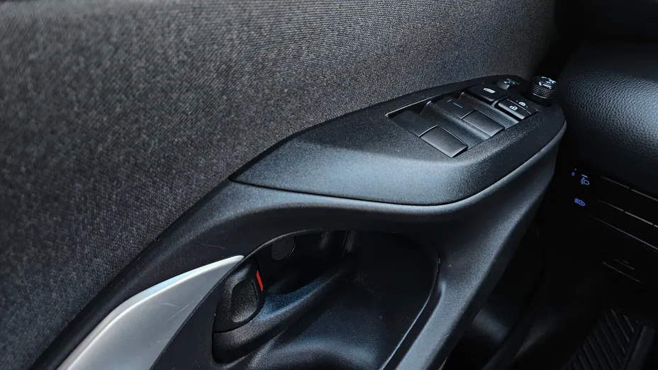 TOYOTA Yaris Yaris Hybrid 1.5 Comfort