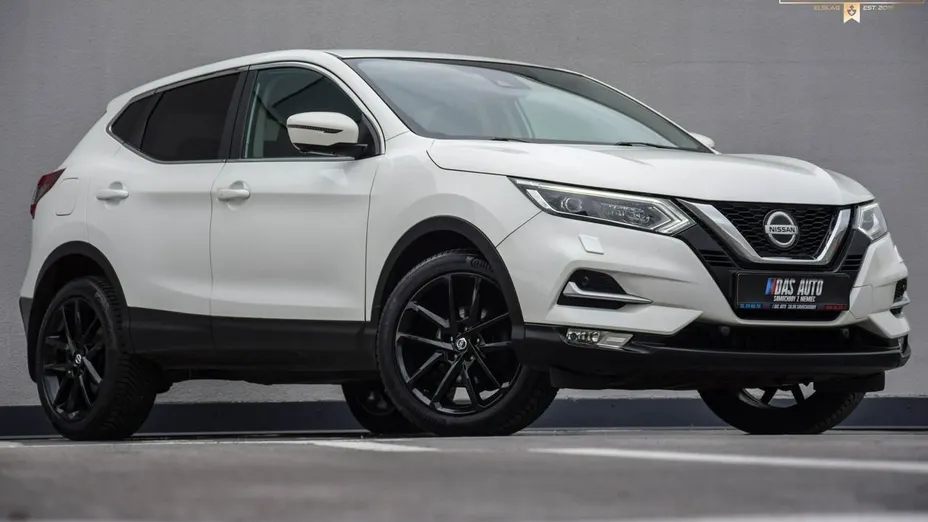 NISSAN Qashqai -