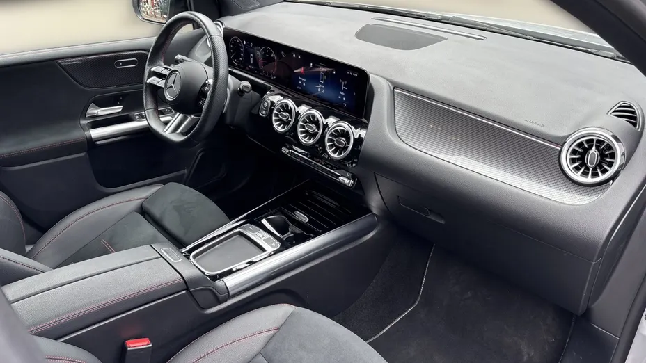 MERCEDES-BENZ B Klasa B 200 d AMG Line 8G-DCT