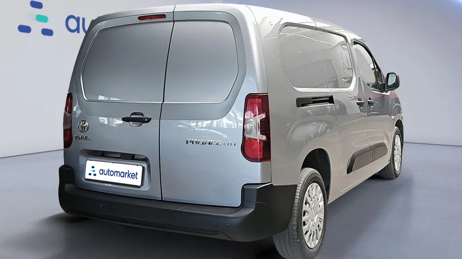 TOYOTA Proace City Proace City 1.5 D-4D Long 2,4t Active