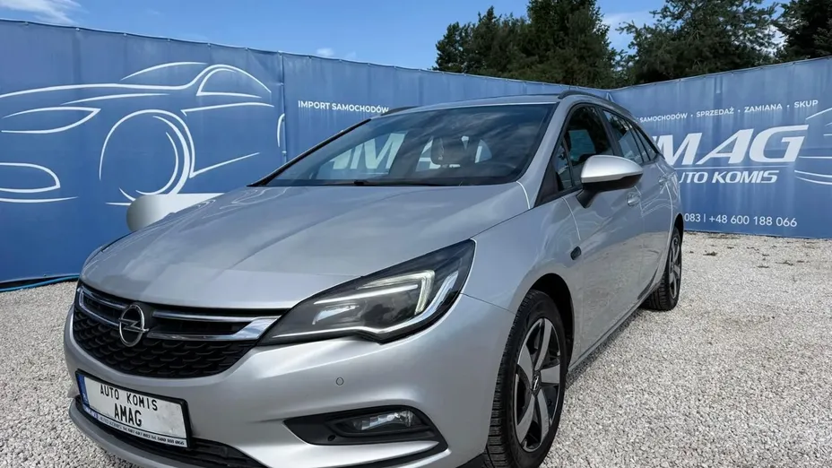 OPEL Astra -