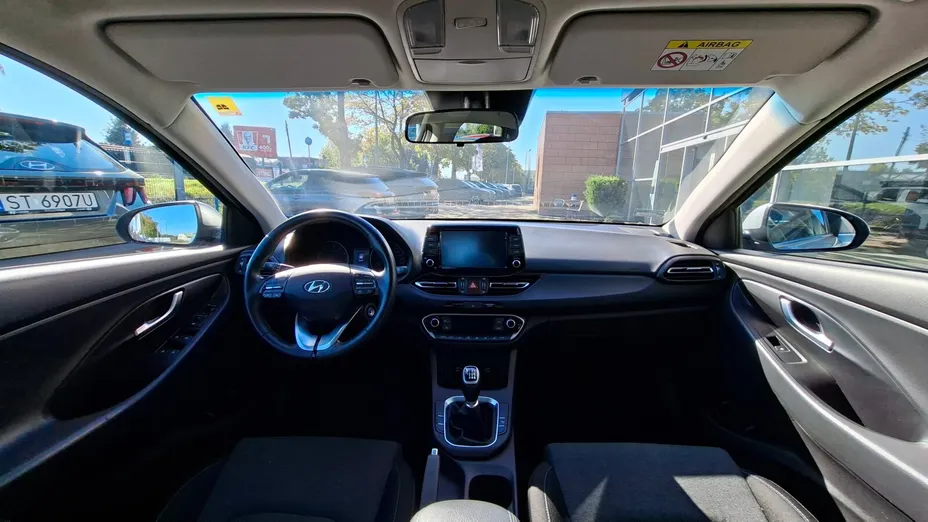 HYUNDAI i30 -