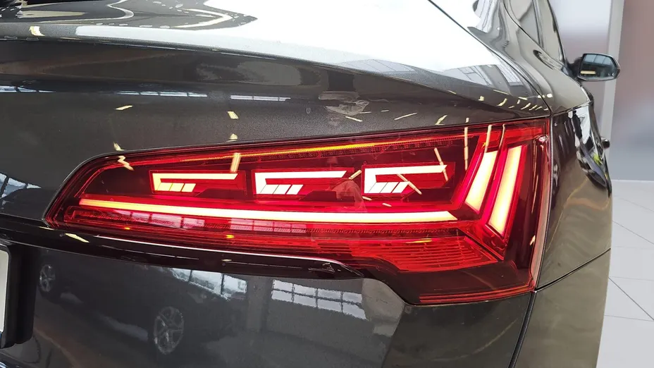 AUDI Q5 Q5 40 TDI mHEV Quattro S Line S tronic