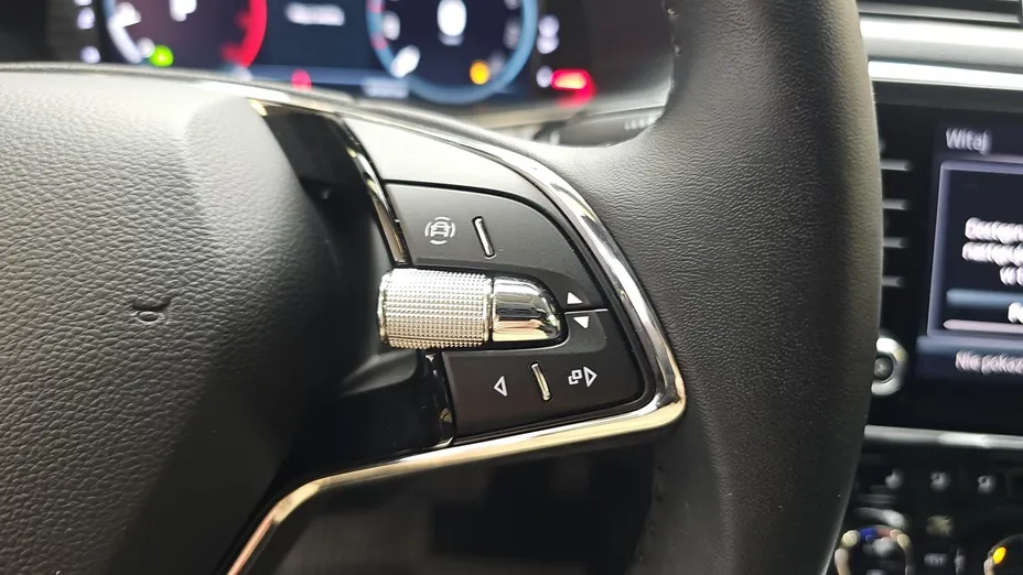 SKODA Superb Superb 2.0 TDI SCR Ambition DSG