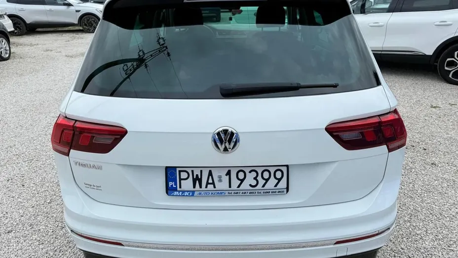 VOLKSWAGEN Tiguan -