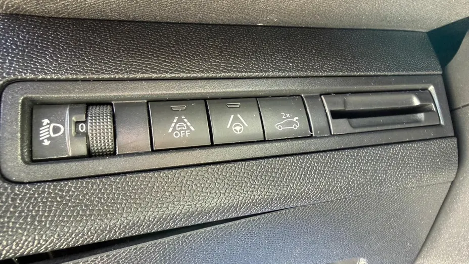 PEUGEOT 3008 3008 1.2 PureTech GPF Allure S&S EAT8