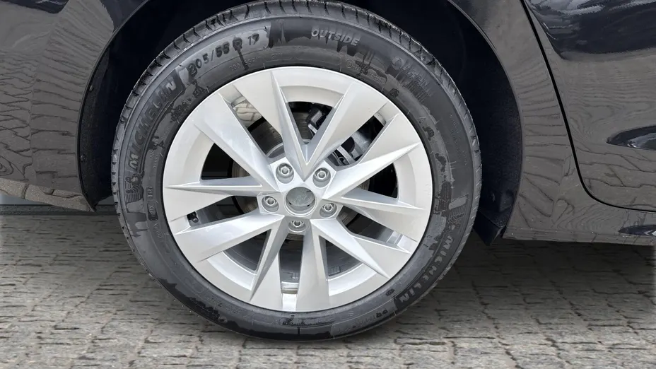 SKODA Octavia Octavia 1.5 TSI mHEV Drive Selection DSG Nowy