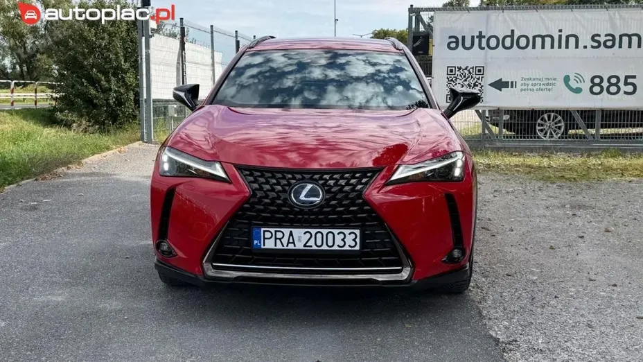 LEXUS UX -